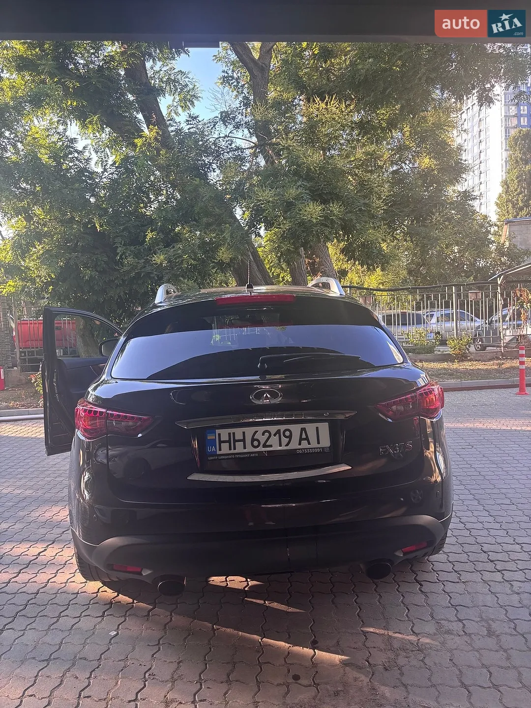2010 Infiniti FX - мініатюра 8