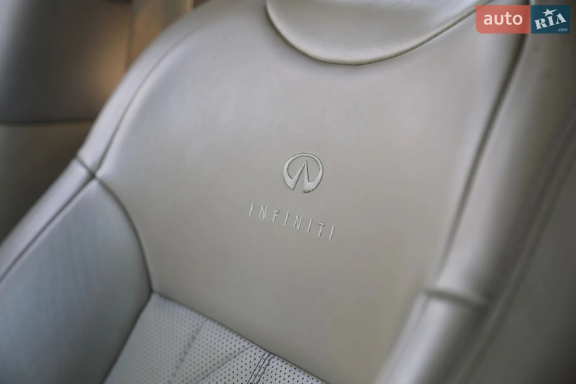 2012 Infiniti FX - мініатюра 29
