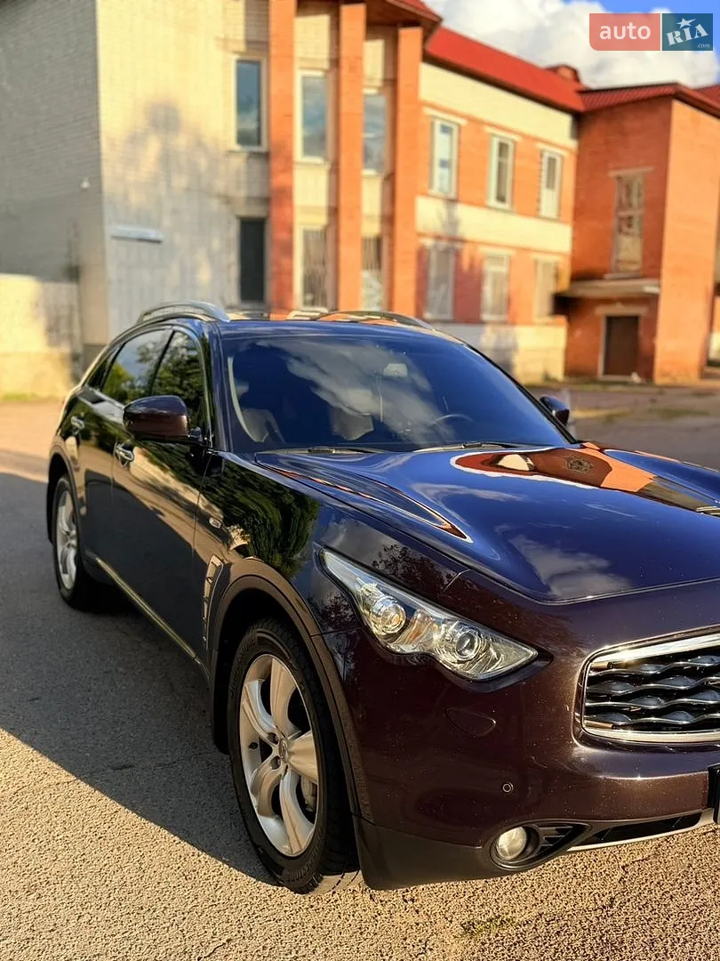 2010 Infiniti FX - мініатюра 2