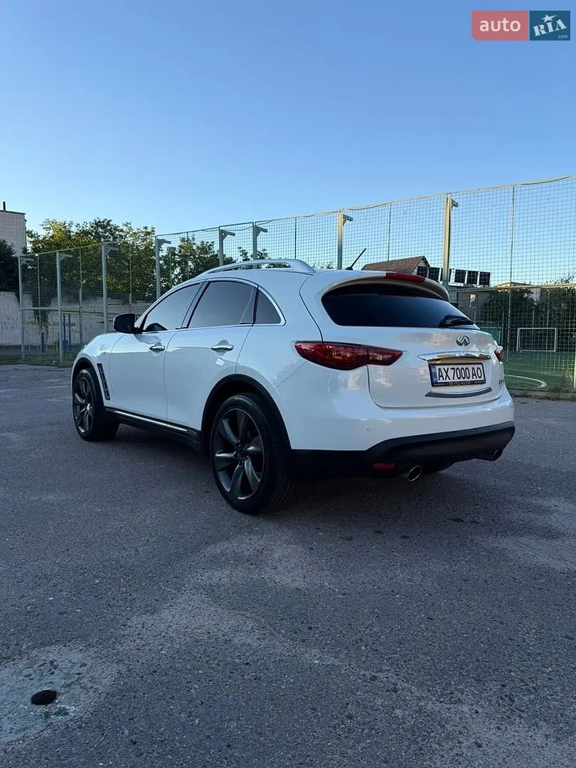2011 Infiniti FX - мініатюра 6