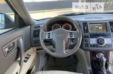 Внедорожник / Кроссовер Infiniti FX 45 2008 в Сваляве