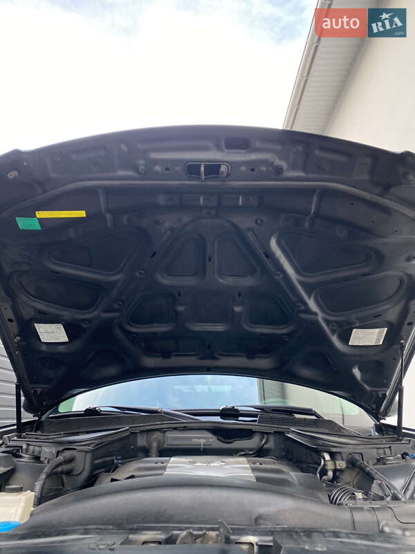 Позашляховик / Кросовер Infiniti FX 45 2004 в Києві