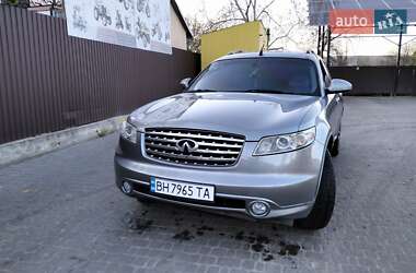 Внедорожник / Кроссовер Infiniti FX 45 2003 в 