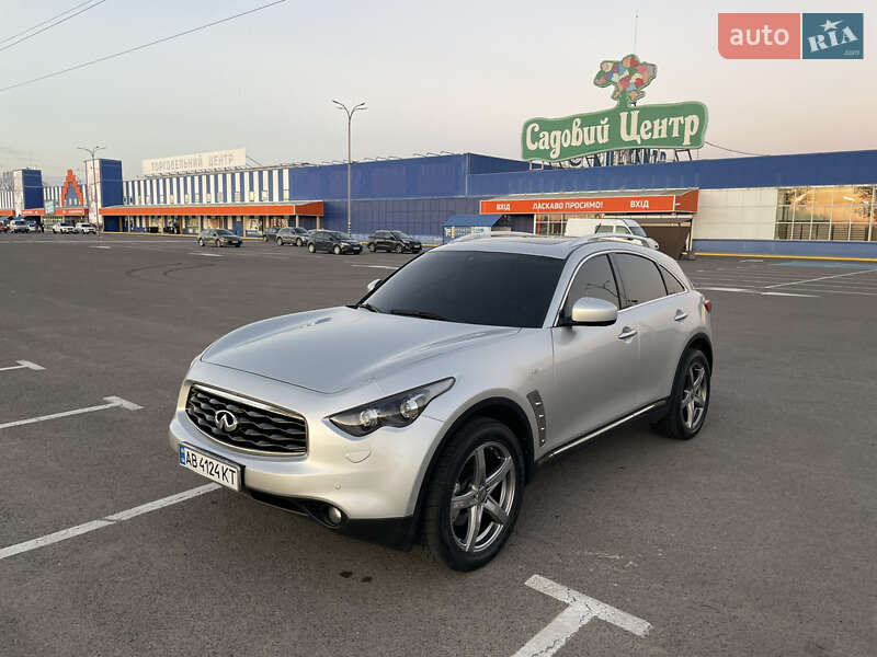 Позашляховик / Кросовер Infiniti FX 50 2008 в Луцьку