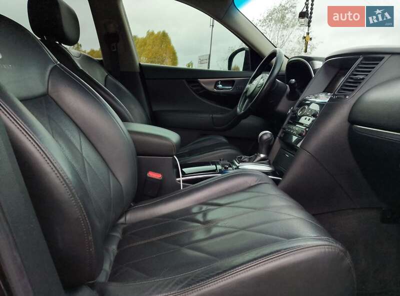 Позашляховик / Кросовер Infiniti FX 50 2009 в Бучі