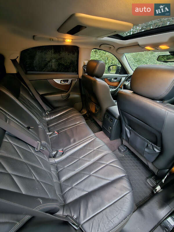 Позашляховик / Кросовер Infiniti FX 50 2008 в Києві