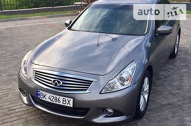 Седан Infiniti G25 2011 в Ровно