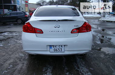 Седан Infiniti G25 2011 в Ровно