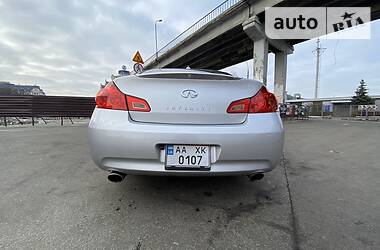 Седан Infiniti G25 2011 в Киеве