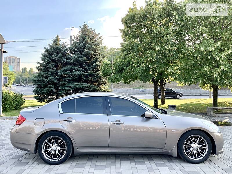 Седан Infiniti G25 2011 в Києві фото 6 Седан Infiniti G25 2011 в Києві