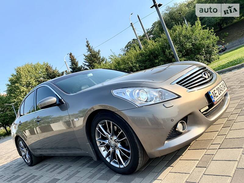 Седан Infiniti G25 2011 в Києві фото Седан Infiniti G25 2011 в Києві