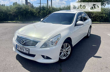 Седан Infiniti G25 2010 в Кривому Розі