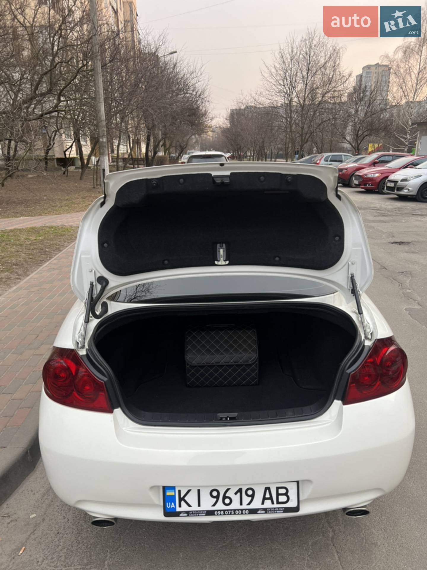 2012 Infiniti G - мініатюра 15