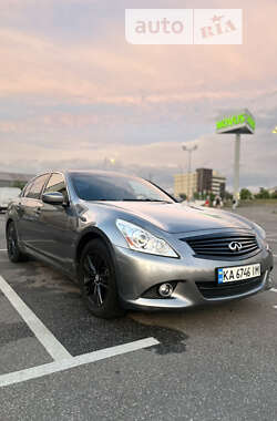 Седан Infiniti G25 2011 в Києві