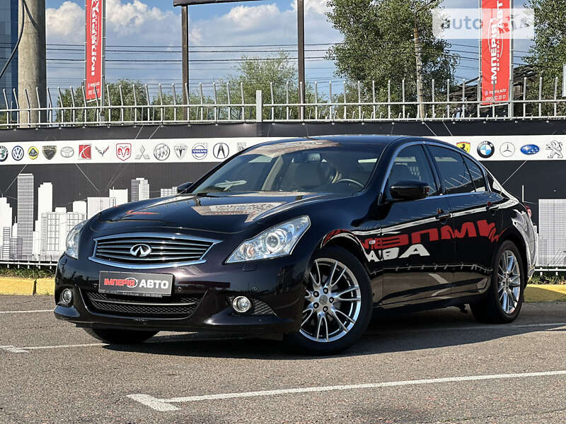 Седан Infiniti G25 2012 в Києві