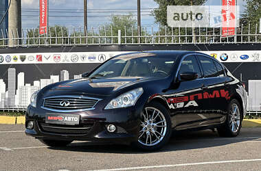 Седан Infiniti G25 2012 в Києві