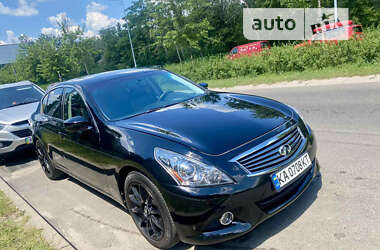 Седан Infiniti G25 2010 в Киеве