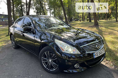 Седан Infiniti G25 2011 в Києві