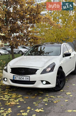 Седан Infiniti G25 2011 в Івано-Франківську