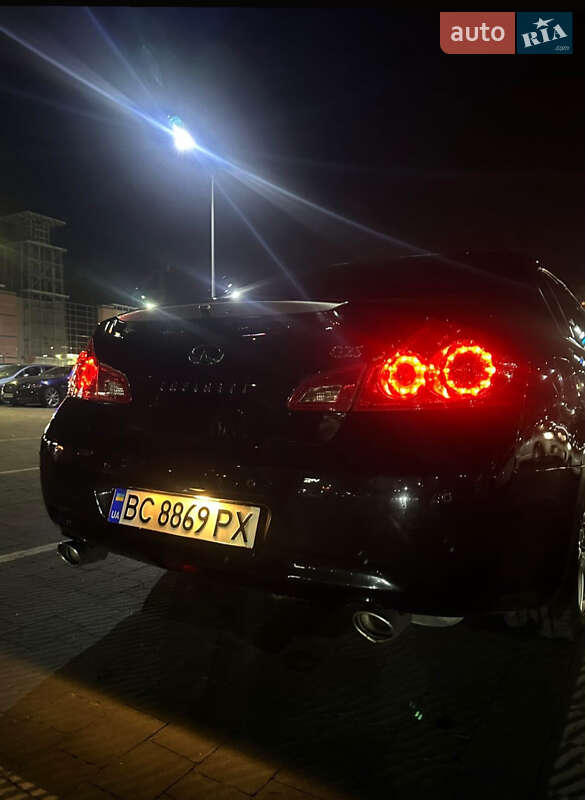 Седан Infiniti G25 2012 в Львові