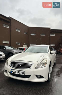 Седан Infiniti G25 2012 в Києві