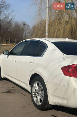 Седан Infiniti G25 2012 в Ровно