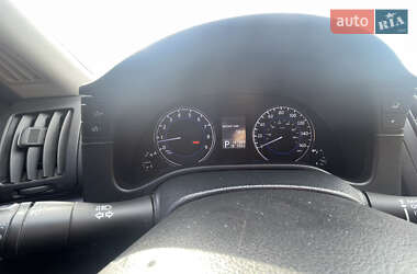 Седан Infiniti G25 2012 в 