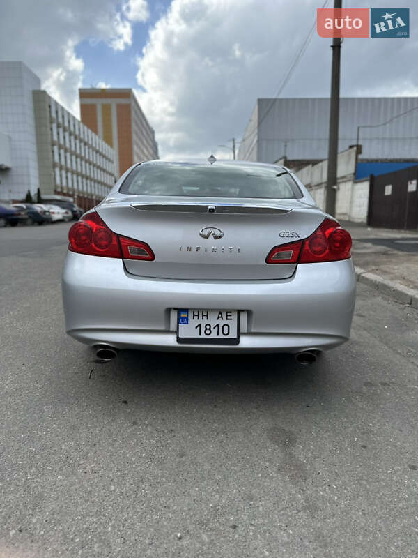 Седан Infiniti G25 2010 в Одесі