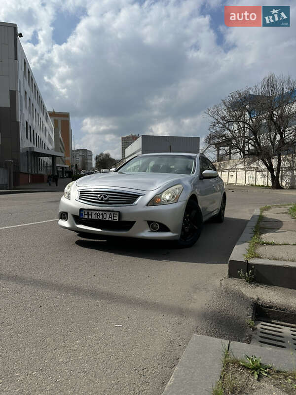 Седан Infiniti G25 2010 в Одесі