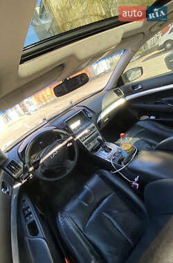 Седан Infiniti G25 2012 в 