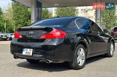 Седан Infiniti G25 2011 в 