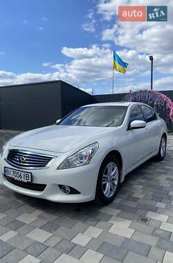Седан Infiniti G25 2011 в Полтаве