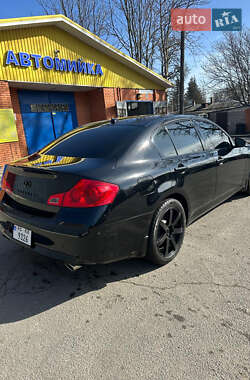 Седан Infiniti G25 2012 в 