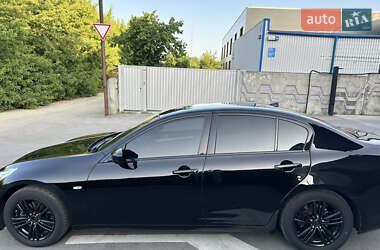 Седан Infiniti G25 2012 в 