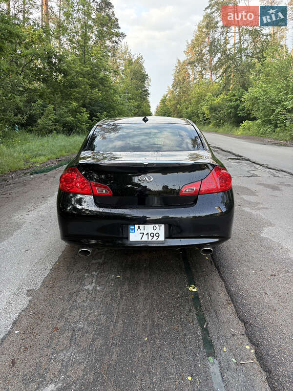 Седан Infiniti G25 2010 в Києві