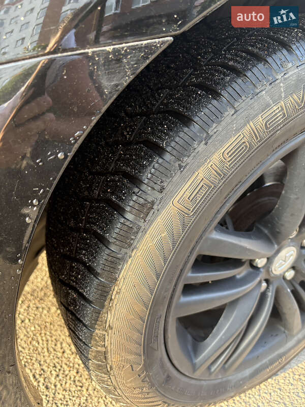 Седан Infiniti G25 2010 в Києві