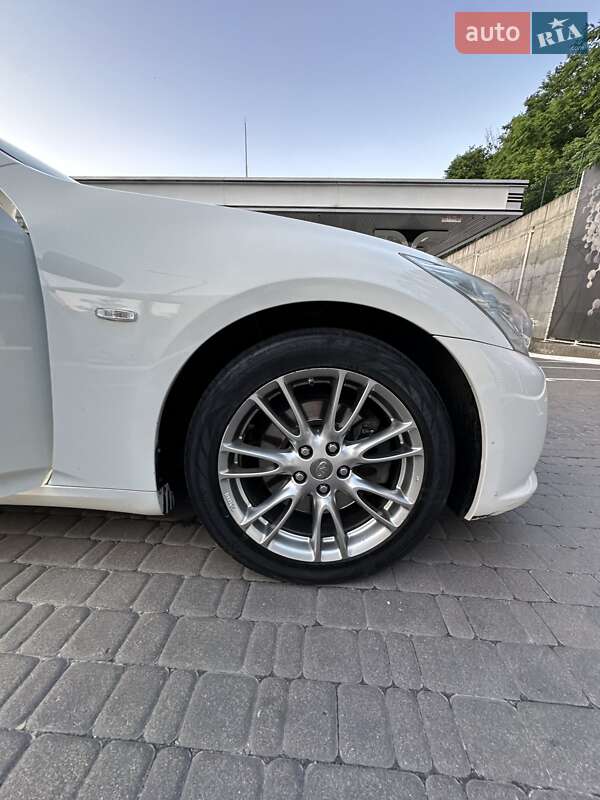 Седан Infiniti G25 2012 в Києві