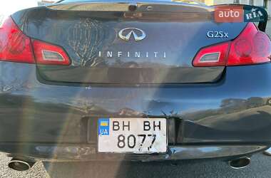 Седан Infiniti G25 2011 в 