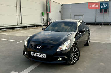 Седан Infiniti G25 2010 в Киеве