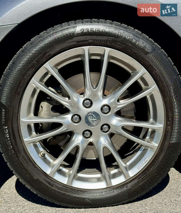 Седан Infiniti G25 2010 в Запорожье