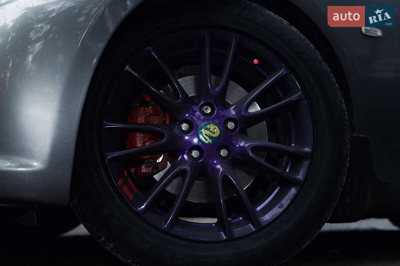 Седан Infiniti G25 2010 в Києві