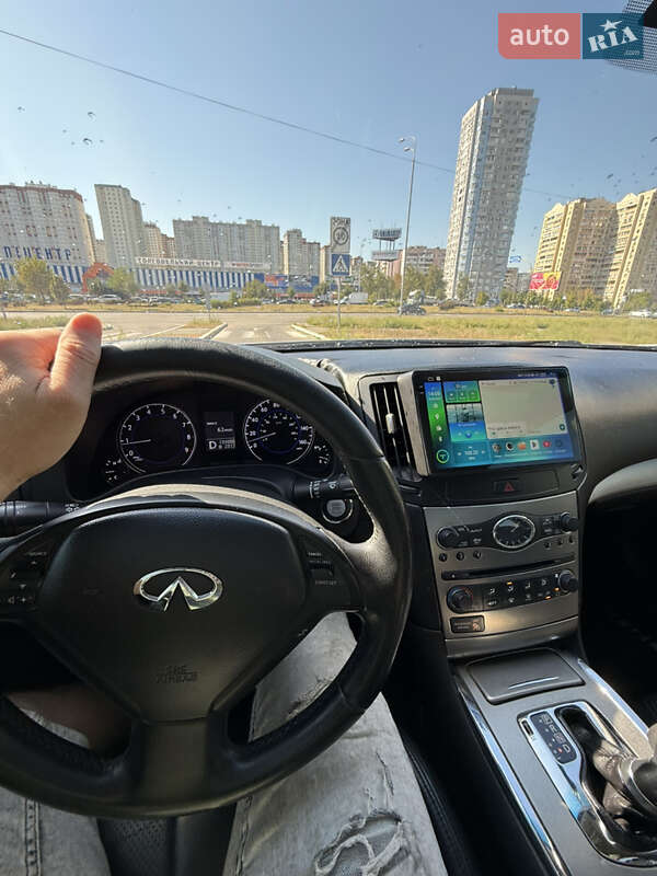 Седан Infiniti G25 2011 в Києві