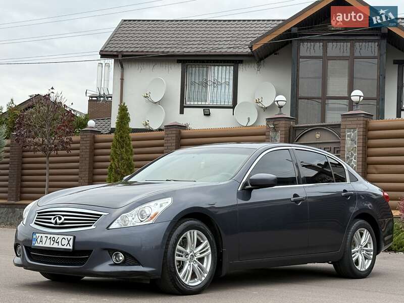 Седан Infiniti G25 2011 в Києві