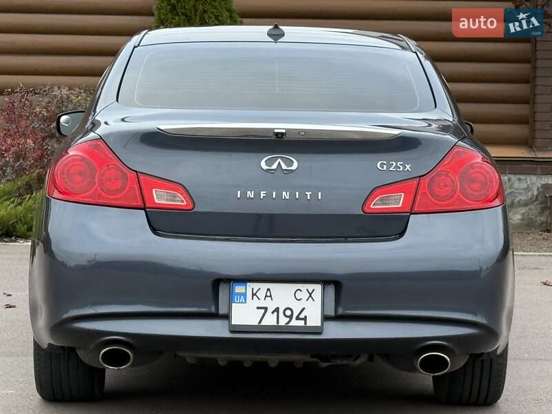 Седан Infiniti G25 2011 в Києві