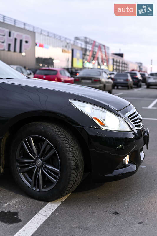 Седан Infiniti G25 2012 в Чернигове фото 19 Седан Infiniti G25 2012 в Чернигове