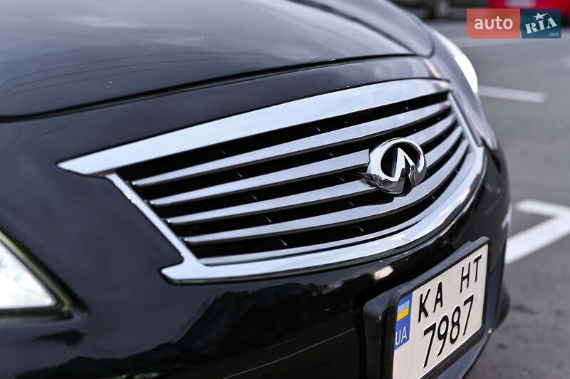 Седан Infiniti G25 2012 в Чернигове фото 23 Седан Infiniti G25 2012 в Чернигове