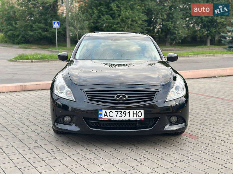 Седан Infiniti G25 2010 в Луцке фото 3 Седан Infiniti G25 2010 в Луцке