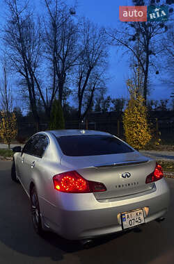 Седан Infiniti G25 2011 в Киеве