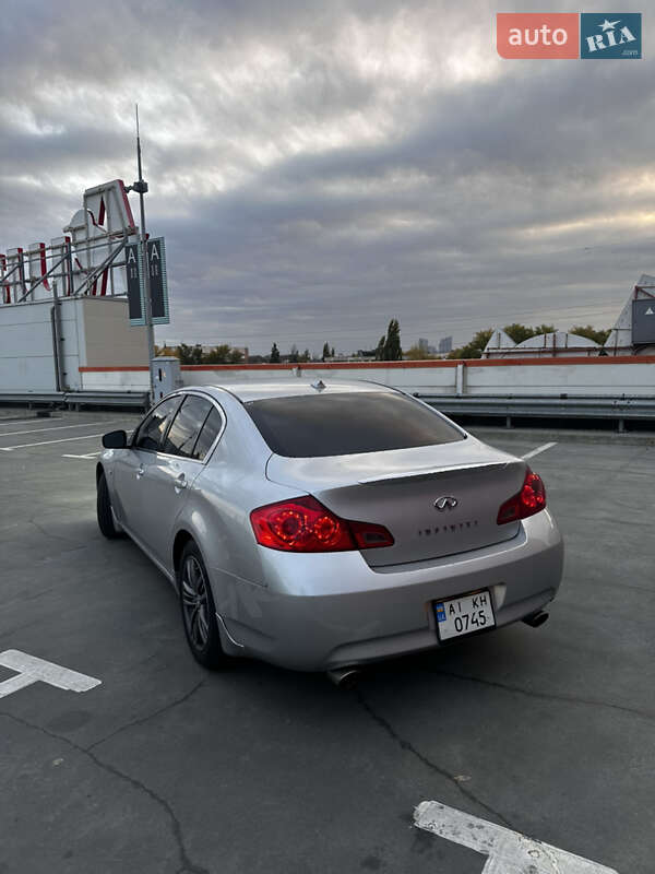 Седан Infiniti G25 2011 в Киеве фото 6 Седан Infiniti G25 2011 в Киеве