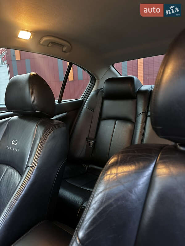 Седан Infiniti G25 2011 в Киеве фото 11 Седан Infiniti G25 2011 в Киеве